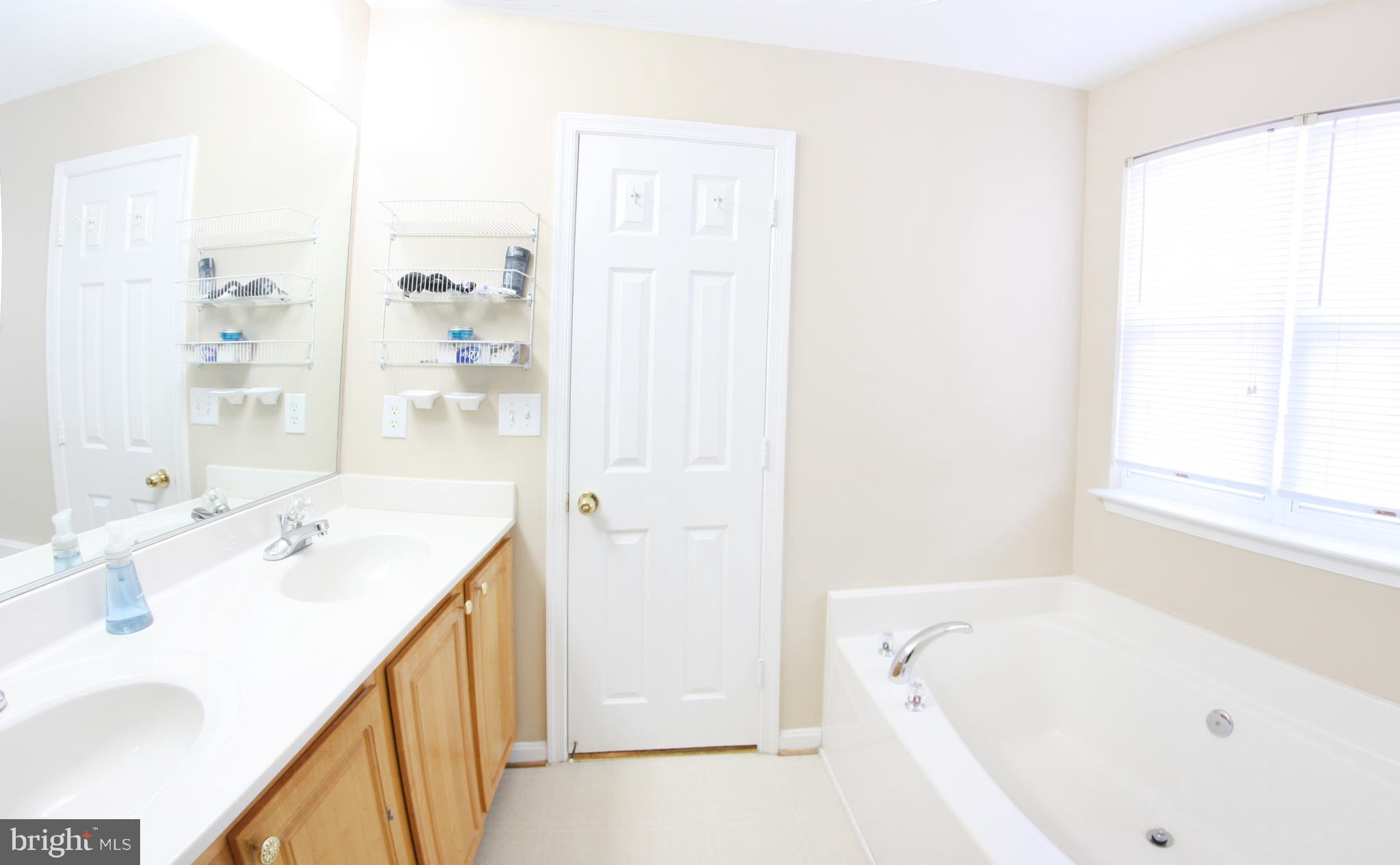 133 Myrtle Avenue Severn, MD 21144 - Photo 29 of 34 Large master super bath
