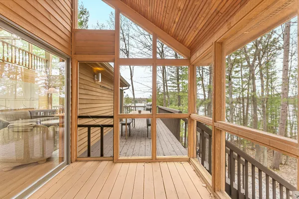 $1,499,995 | 10 Island View Drive, Traverse City, MI 49696