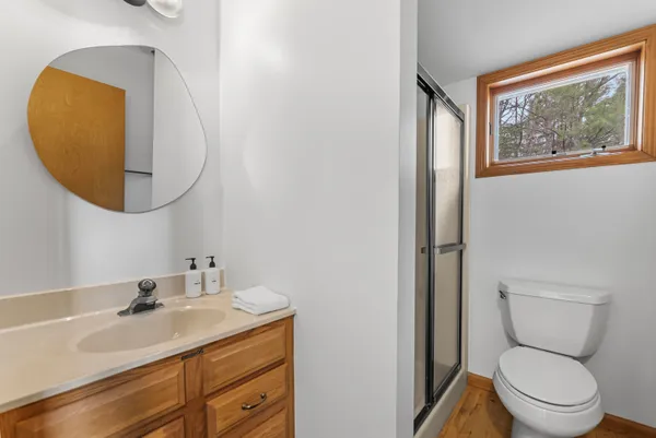 $1,499,995 | 10 Island View Drive, Traverse City, MI 49696