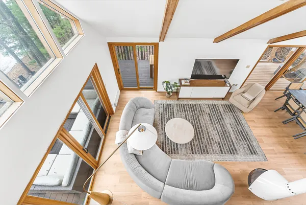 $1,499,995 | 10 Island View Drive, Traverse City, MI 49696