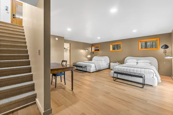 $1,499,995 | 10 Island View Drive, Traverse City, MI 49696