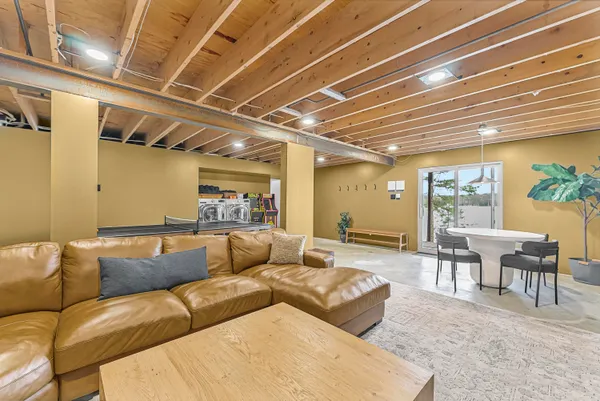 $1,499,995 | 10 Island View Drive, Traverse City, MI 49696