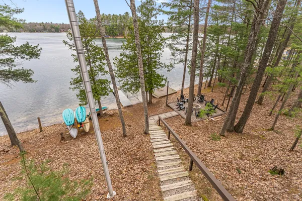 $1,499,995 | 10 Island View Drive, Traverse City, MI 49696