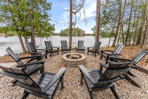 $1,499,995 | 10 Island View Drive, Traverse City, MI 49696