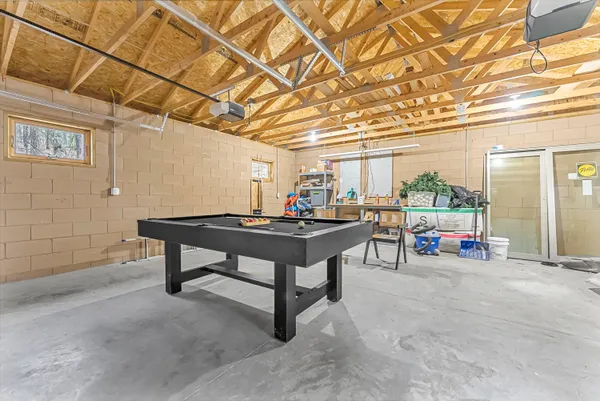 $1,499,995 | 10 Island View Drive, Traverse City, MI 49696