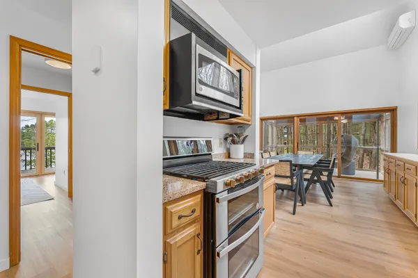 $1,499,995 | 10 Island View Drive, Traverse City, MI 49696