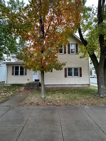 $190,000 | 700 Sinclair Lewis Avenue, Sauk Centre, MN 56378