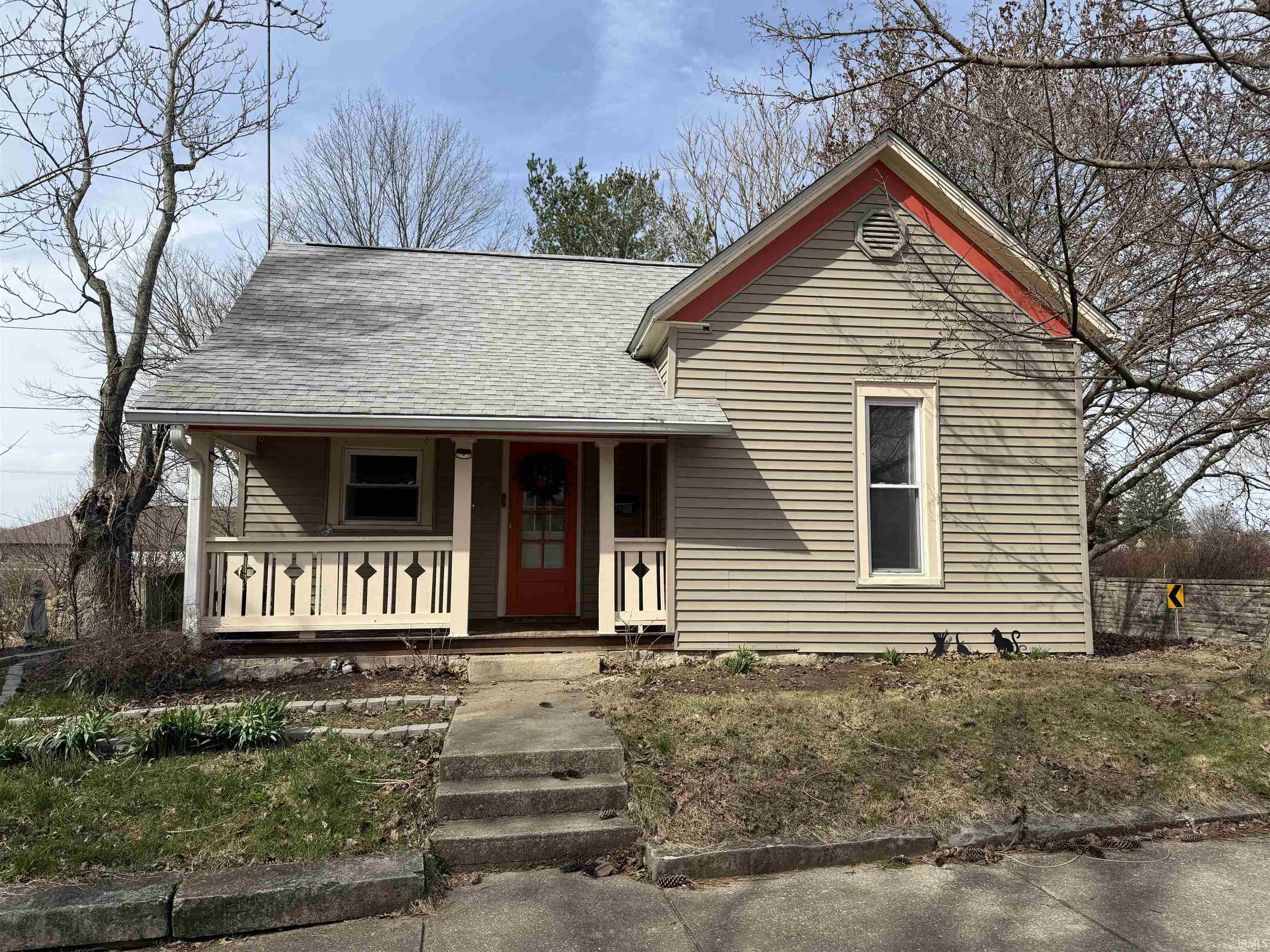 308 South Davisson Street Bloomington, IN 47403 - Photo 1 of 19