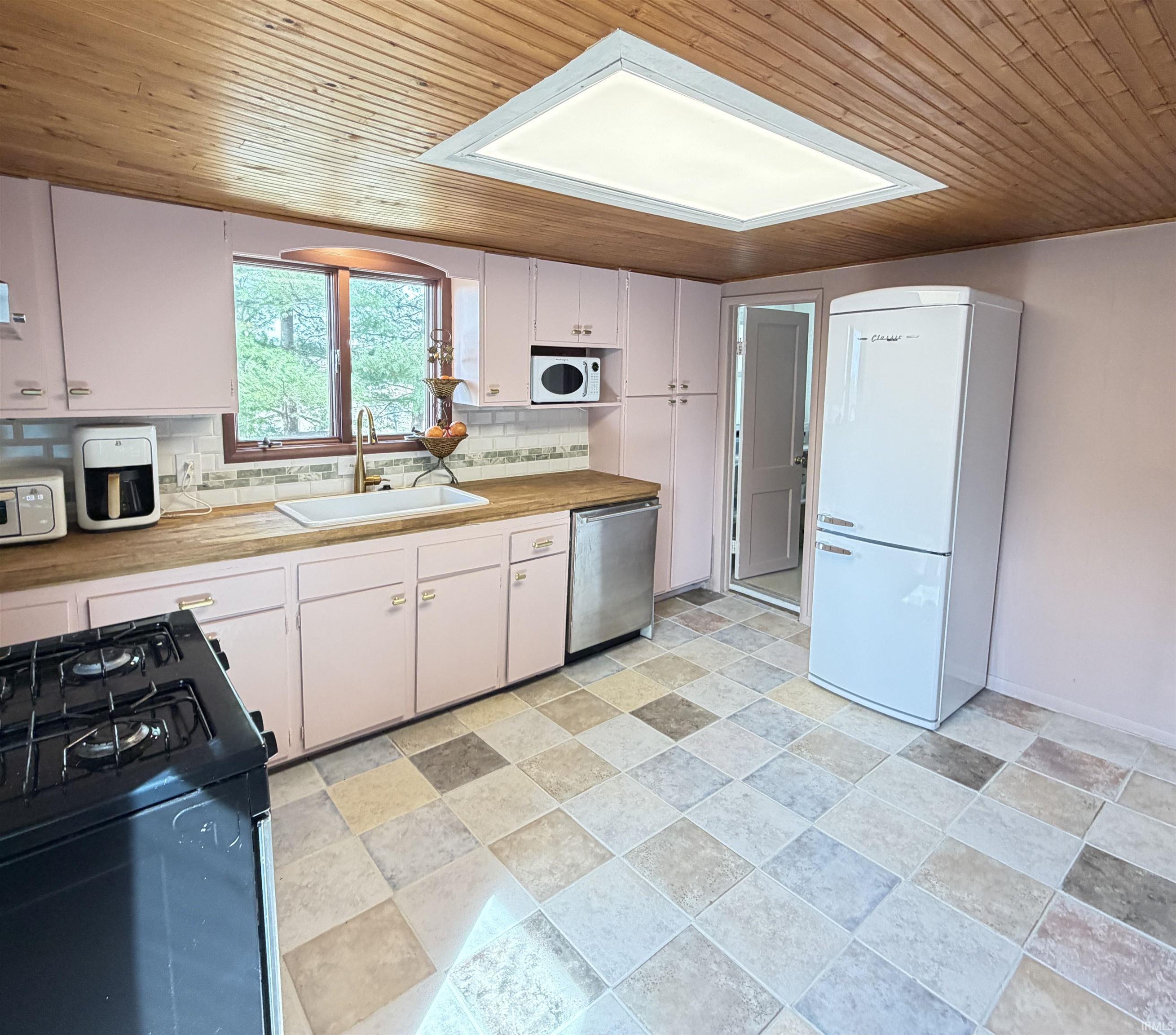 308 South Davisson Street Bloomington, IN 47403 - Photo 7 of 19