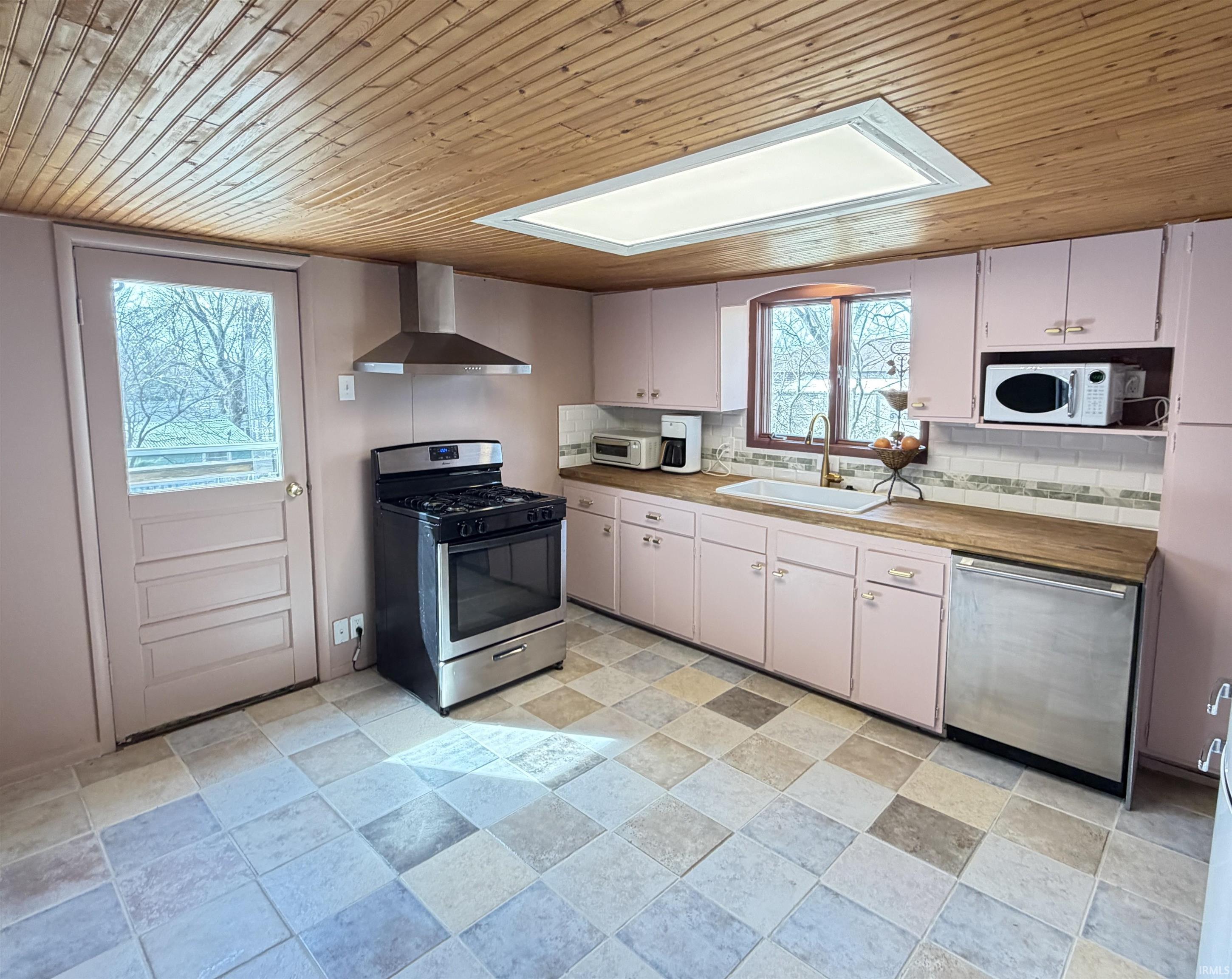 308 South Davisson Street Bloomington, IN 47403 - Photo 8 of 19