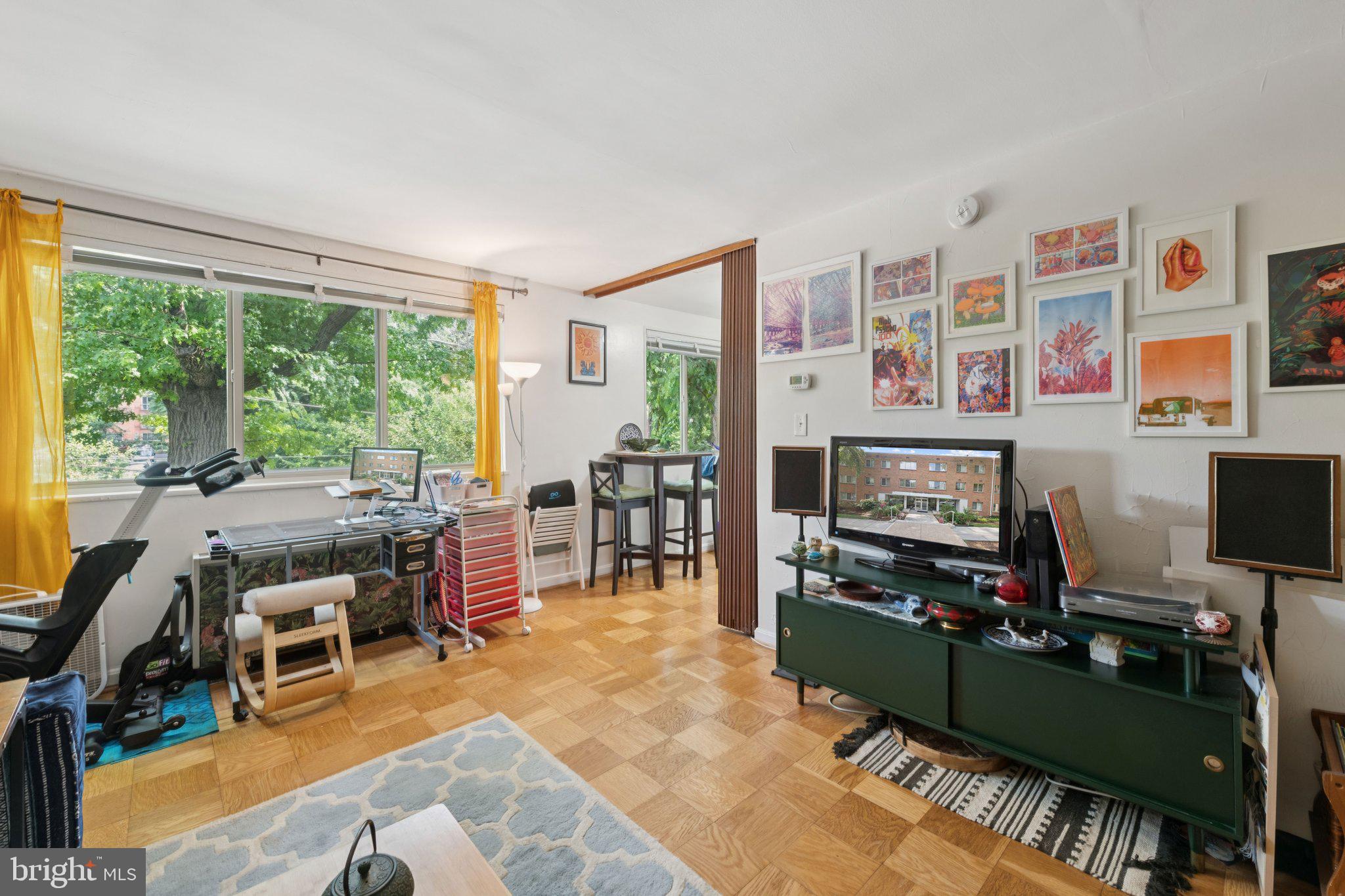 2710 Macomb Street Northwest, Unit 403 Washington, DC 20008 - Photo 28 of 30