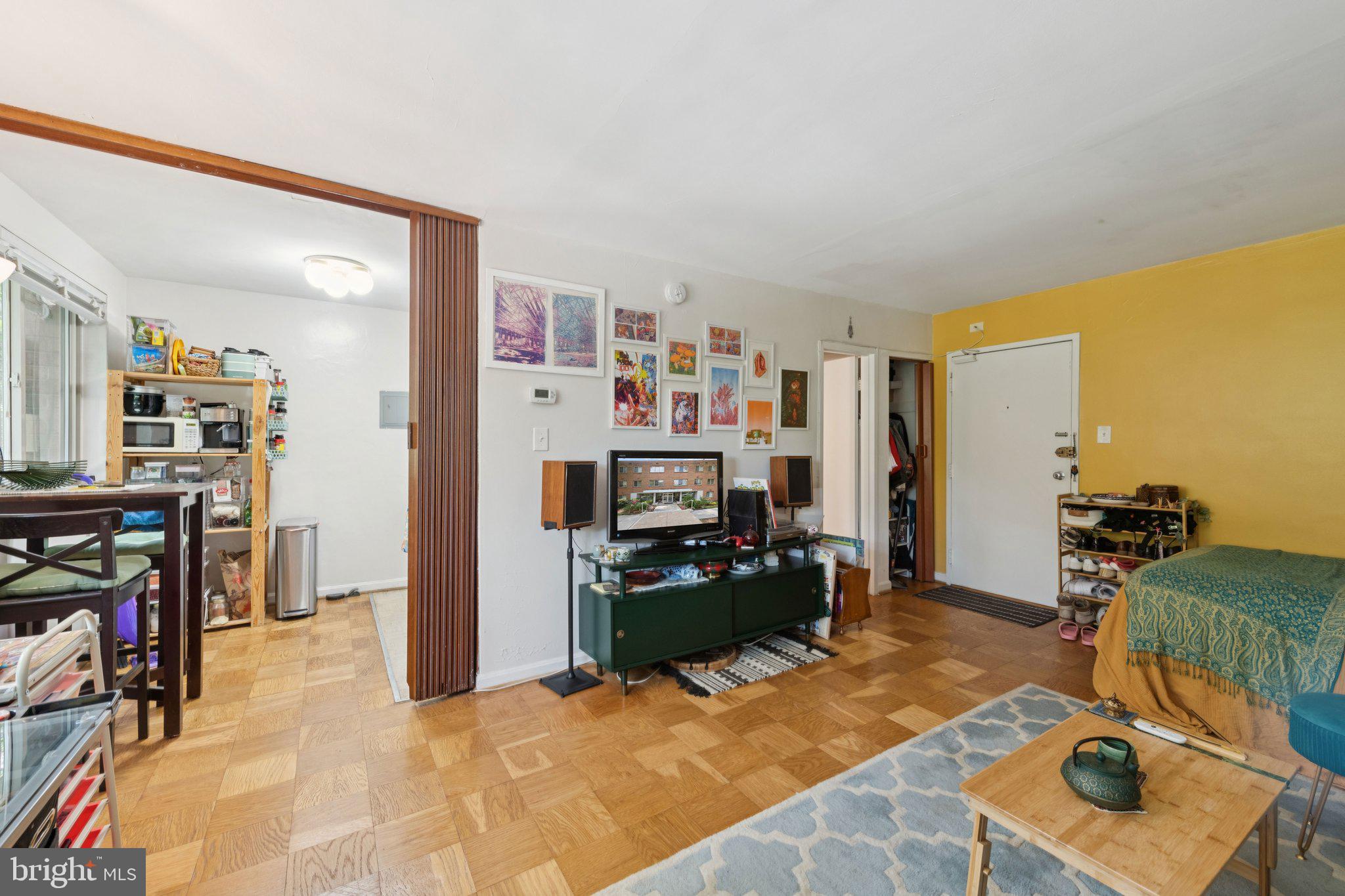 2710 Macomb Street Northwest, Unit 403 Washington, DC 20008 - Photo 7 of 30