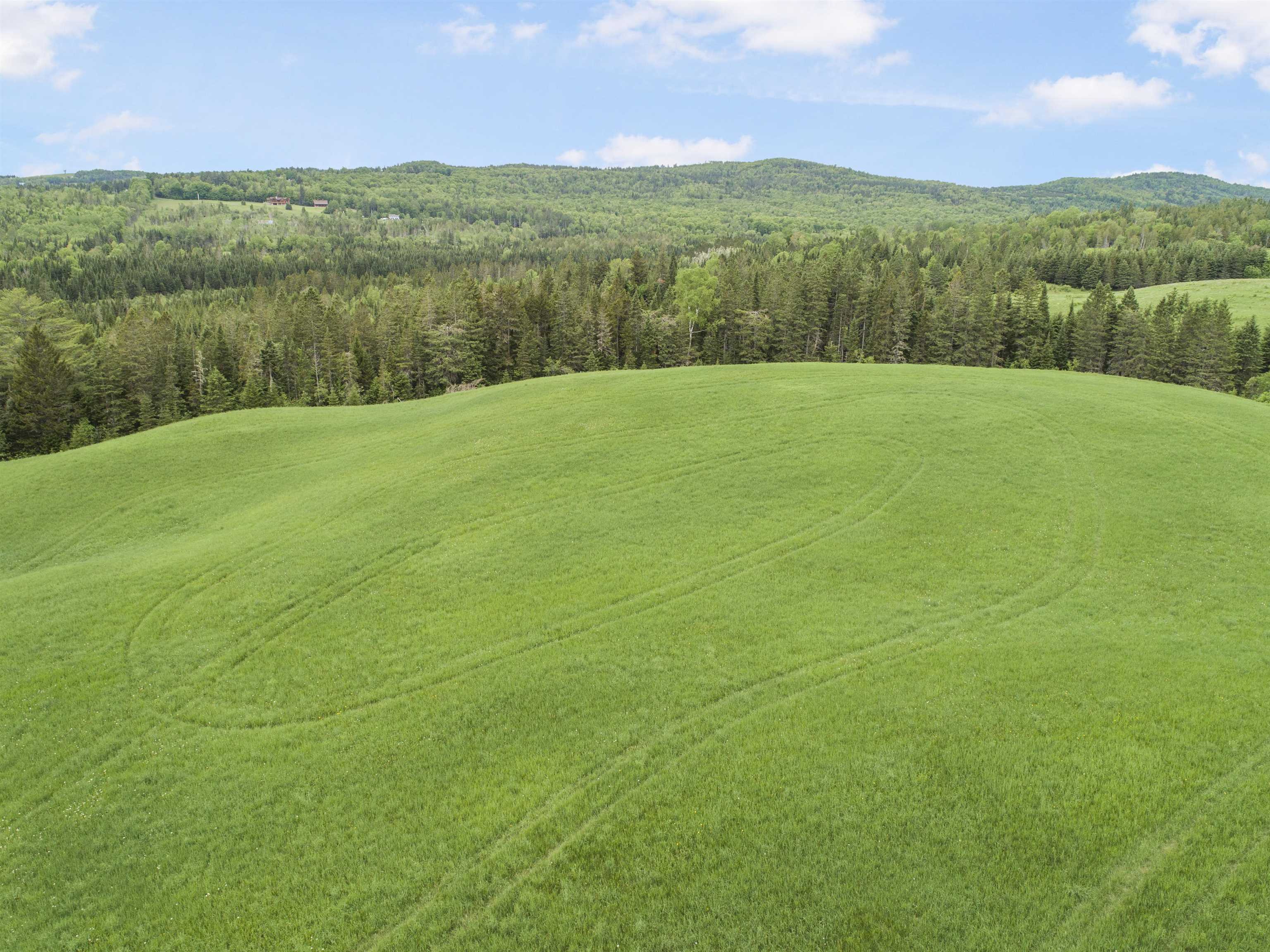 72 Hurlbert Place Colebrook, NH 03576 - Photo 17 of 31 Gallery Image 17