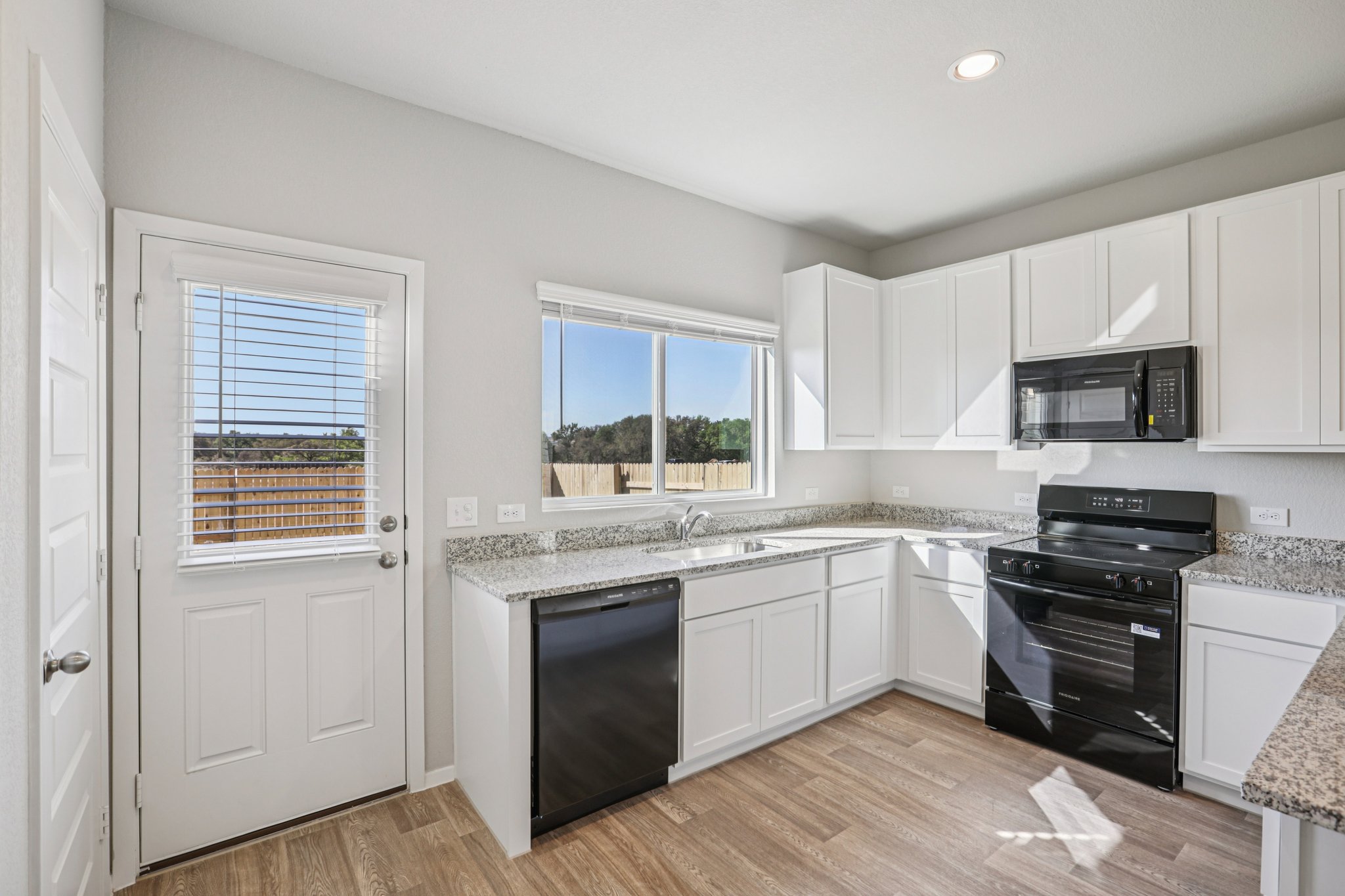 425 Rear Boot Way Liberty Hill, TX 78642 - Photo 7 of 40