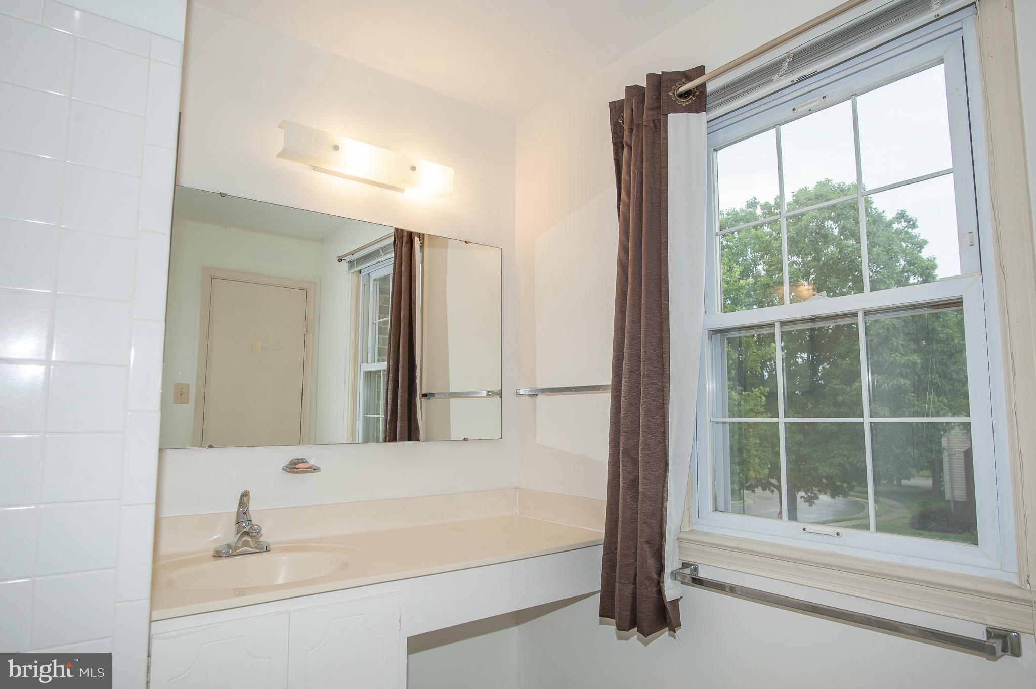 8002 Sleepy View Lane Springfield, VA 22153 - Photo 14 of 25 Owner's Bath