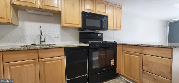 $200,000 | 12705 Dara Drive, Unit T3, Woodbridge, VA 22192