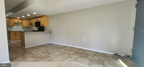 $200,000 | 12705 Dara Drive, Unit T3, Woodbridge, VA 22192