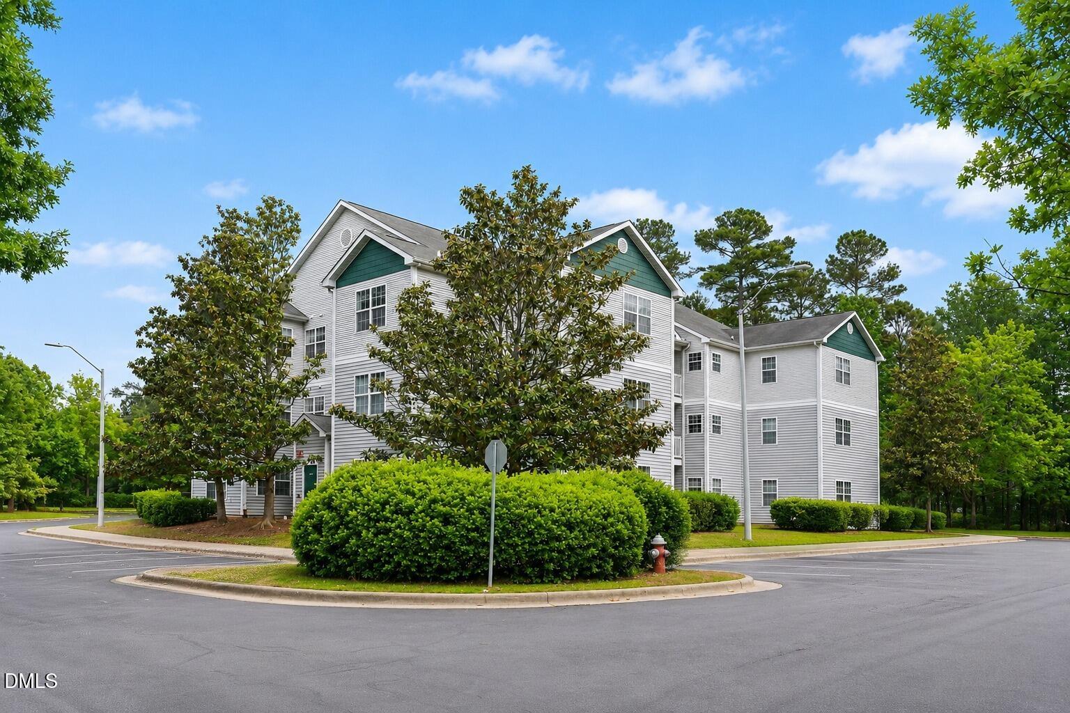 2031 Wolfmill Drive, Unit 301 Raleigh, NC 27603 - Photo 10 of 12