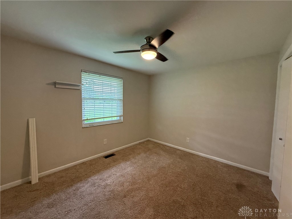 1201 East Centerville Station Road Dayton, OH 45459 - Photo 9 of 33