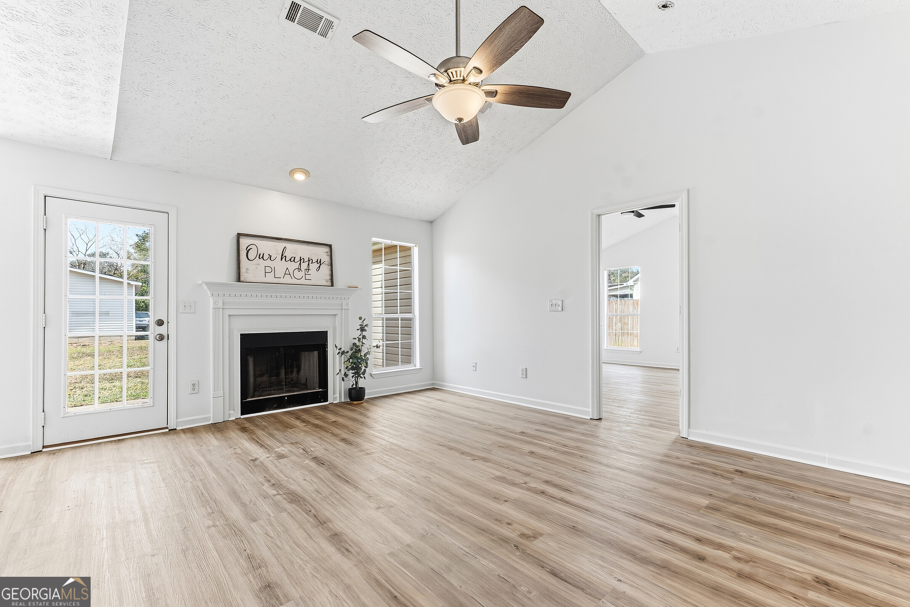 204 Apple Valley Road Macon, GA 31217 - Photo 11 of 54