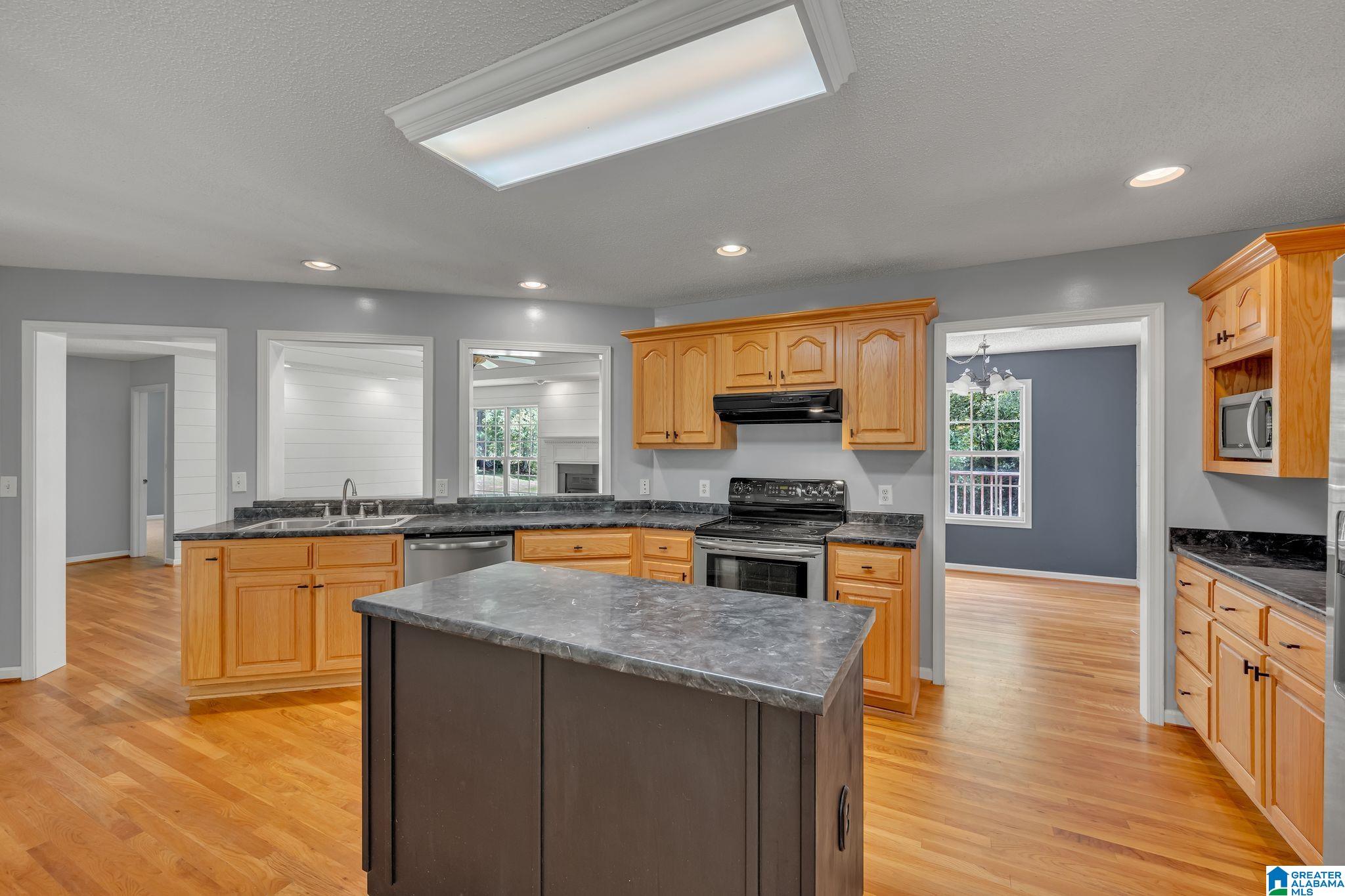 1114 Rb Shadrix Road Hayden, AL 35079 - Photo 19 of 55