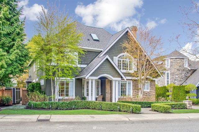 $2,460,000 | 129 246th Way Southeast, Sammamish, WA 98074