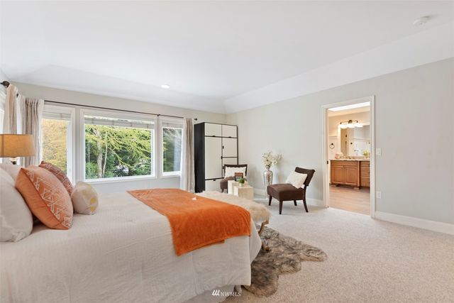 $2,460,000 | 129 246th Way Southeast, Sammamish, WA 98074