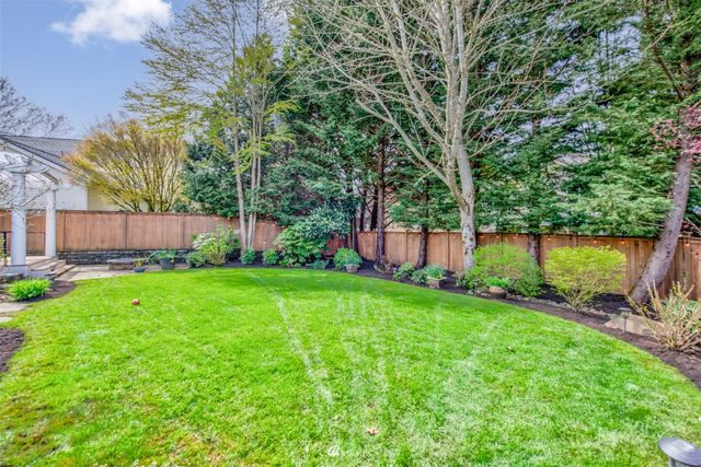 $2,460,000 | 129 246th Way Southeast, Sammamish, WA 98074