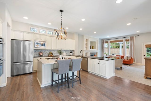 $2,460,000 | 129 246th Way Southeast, Sammamish, WA 98074