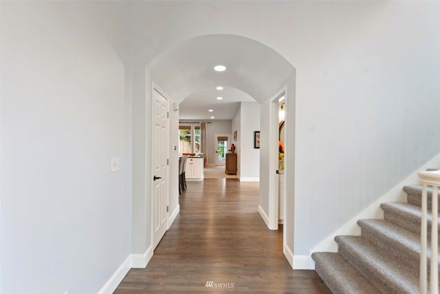 $2,460,000 | 129 246th Way Southeast, Sammamish, WA 98074