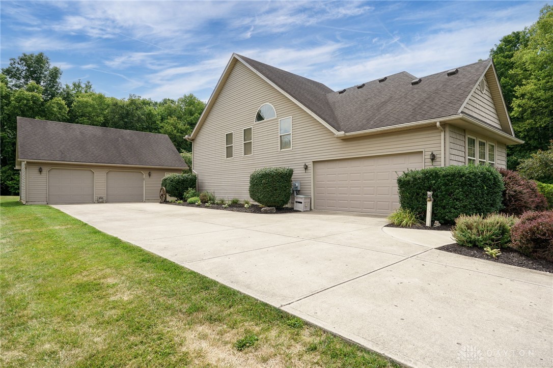3959 Centerville Road Bellbrook, OH 45305 - Photo 9 of 67
