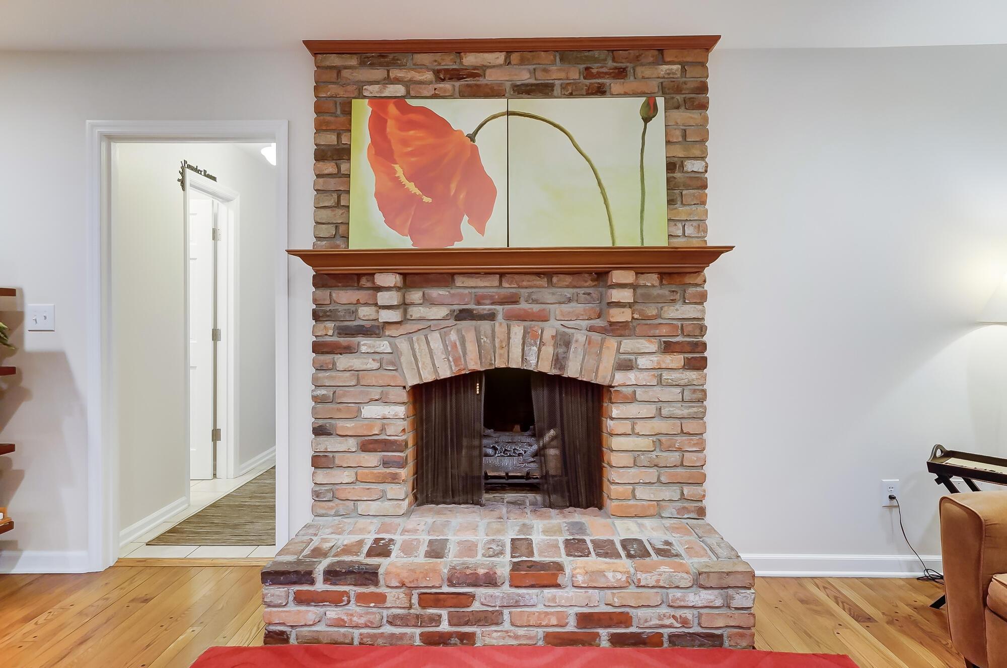 1200 Windham Road Columbus, OH 43220 - Photo 26 of 84 016