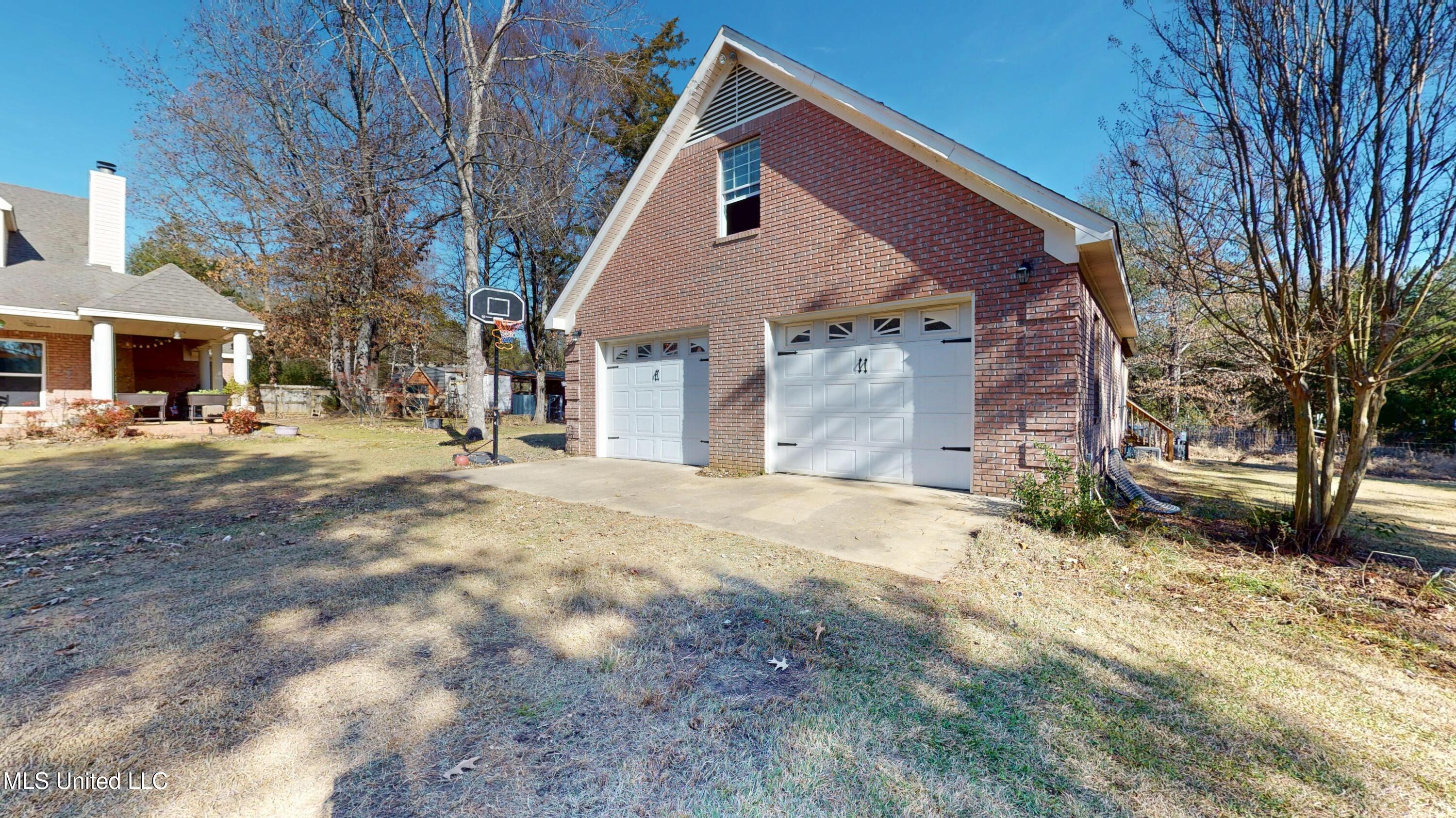 1200 Craft Road Olive Branch, MS 38654 - Photo 7 of 36 1200-Craft-Rd-12162025_134731