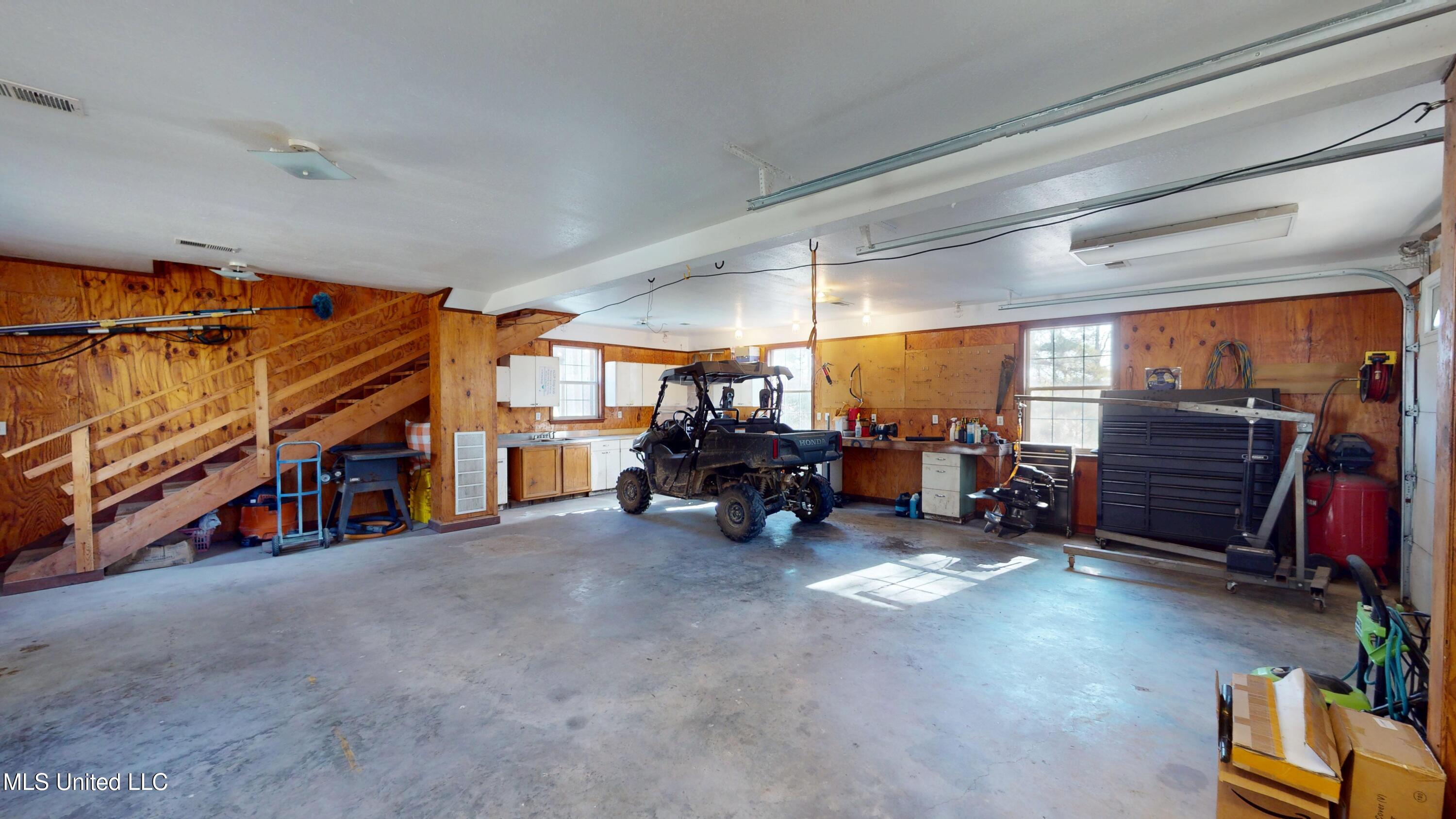 1200 Craft Road Olive Branch, MS 38654 - Photo 8 of 36 1200-Craft-Rd-12162025_133203