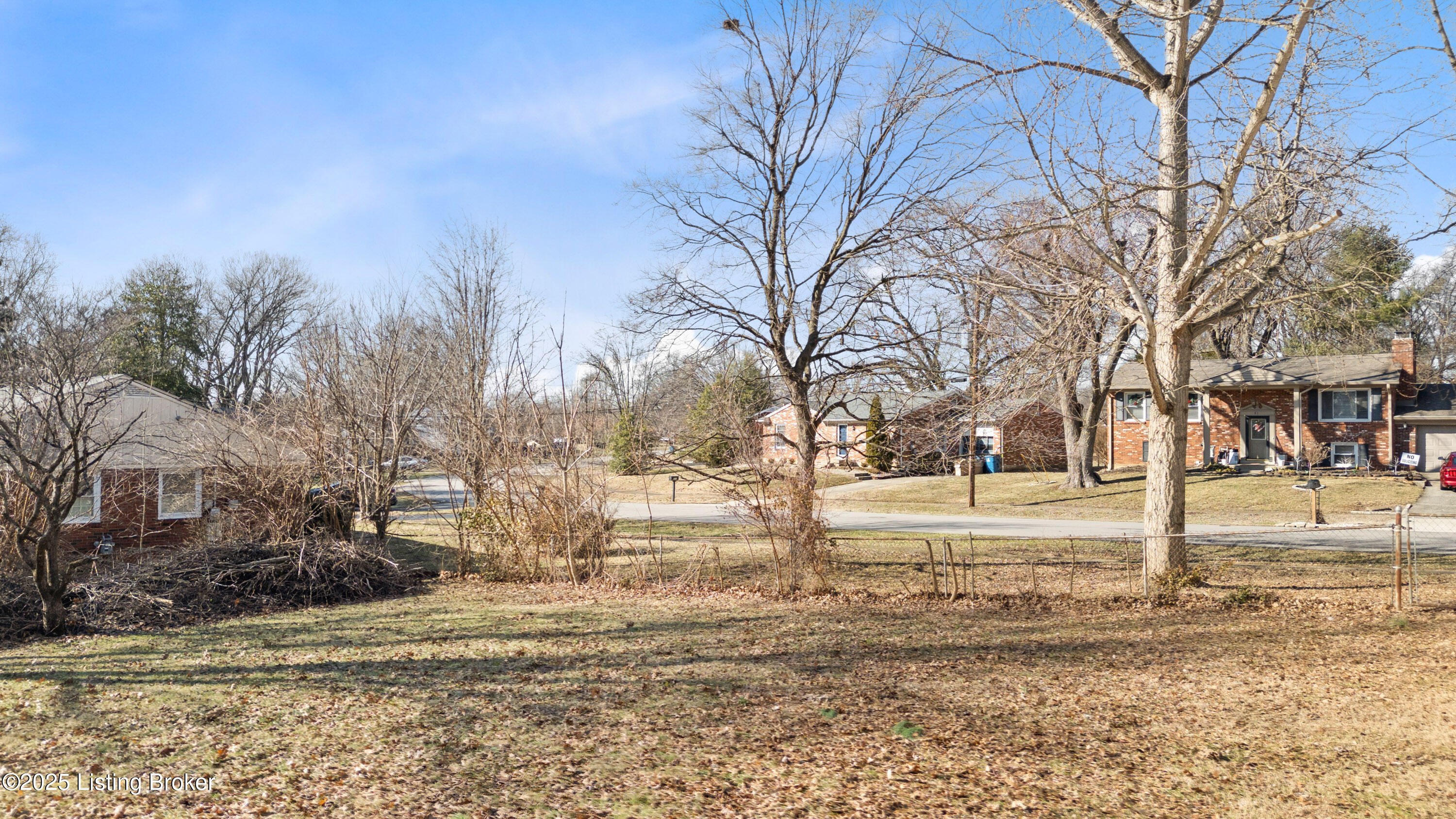 820 Echo Bridge Road Louisville, KY 40243 - Photo 34 of 34 036