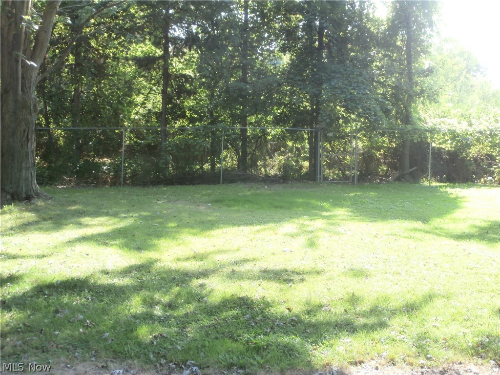 1347 Waverly Road Eastlake, OH 44095 - Photo 15 of 16