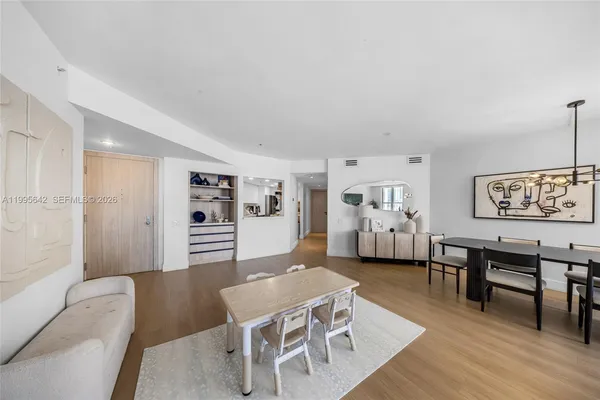 $6,900 | 701 Brickell Key Boulevard, Unit 1112, Miami, FL 33131