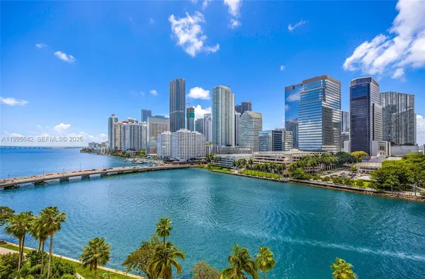 $6,900 | 701 Brickell Key Boulevard, Unit 1112, Miami, FL 33131