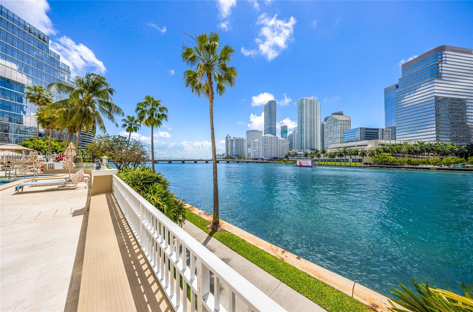 701 Brickell Key Boulevard, Unit 1112 Miami, FL 33131 - Photo 26 of 31
