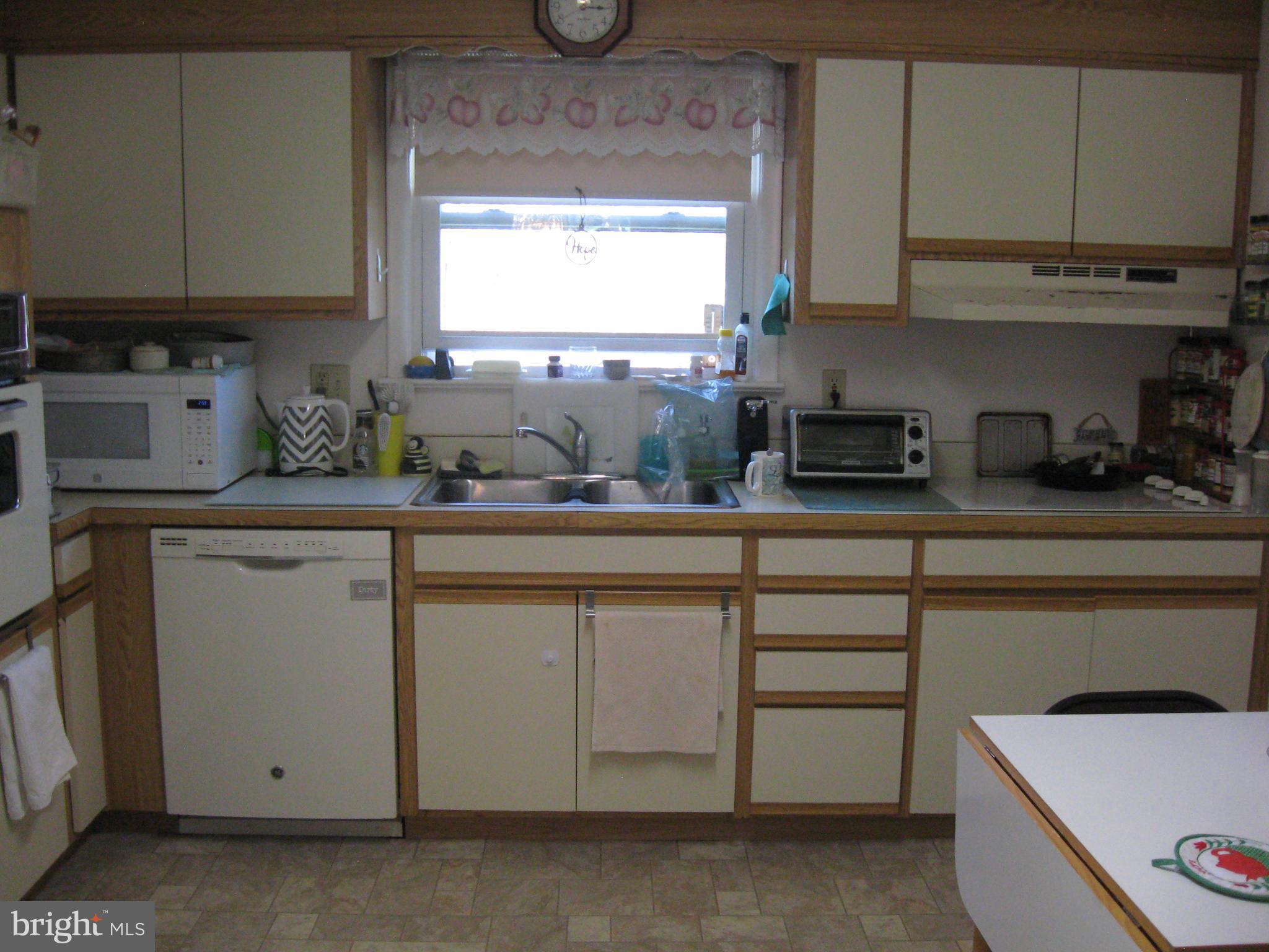 115 Harry Road Eagleville, PA 19403 - Photo 4 of 19 Gallery Image 4
