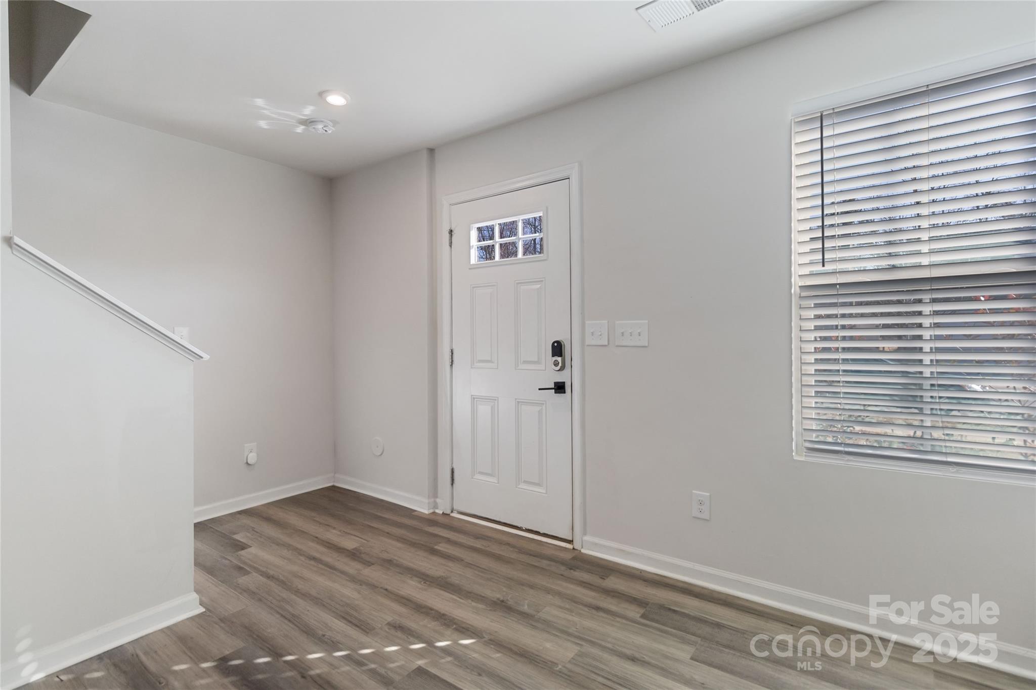 5117 Tinker Field Road Charlotte, NC 28215 - Photo 7 of 34