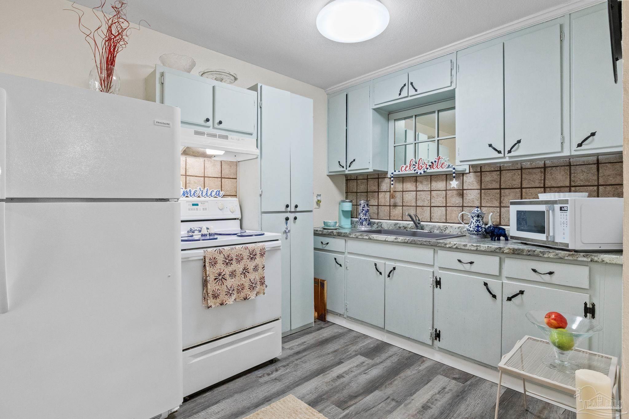 3180 Gene Fleming Road Munson, FL 32570 - Photo 5 of 44