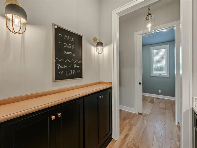 $1,195,220 | 21615 West 80th Terrace, Shawnee, KS 66218