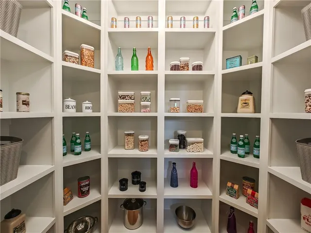 $1,195,220 | 21615 West 80th Terrace, Shawnee, KS 66218