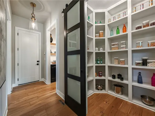 $1,195,220 | 21615 West 80th Terrace, Shawnee, KS 66218