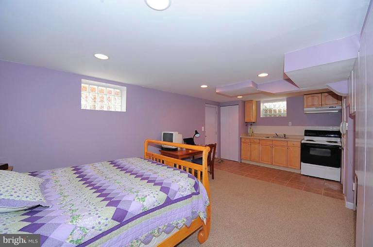 10428 Inwood Avenue Silver Spring, MD 20902 - Photo 16 of 27 Bedroom #4
