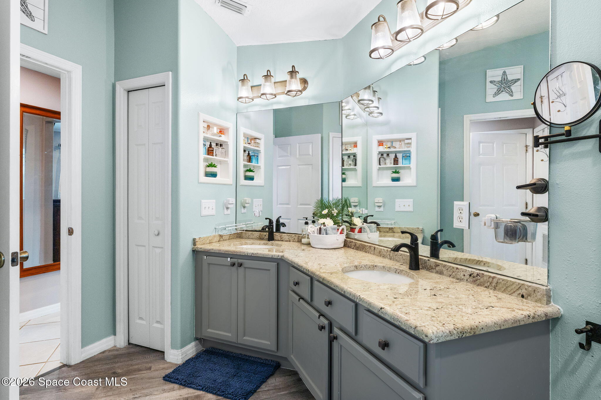 2003 Cato Court, Unit F8 Indialantic, FL 32903 - Photo 21 of 41 Primary Double Vanities