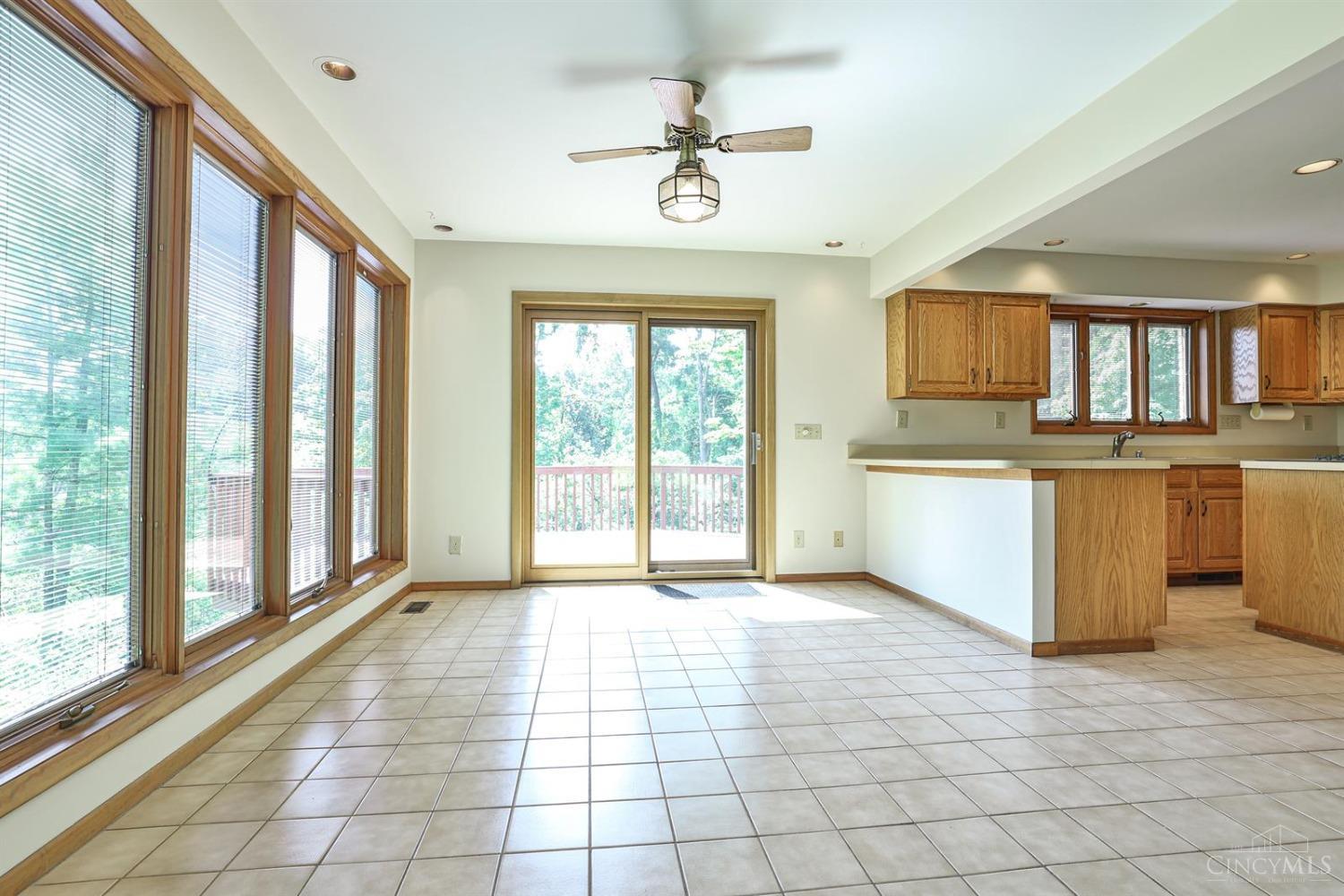 5155 Race Road Cincinnati, OH 45247 - Photo 9 of 51