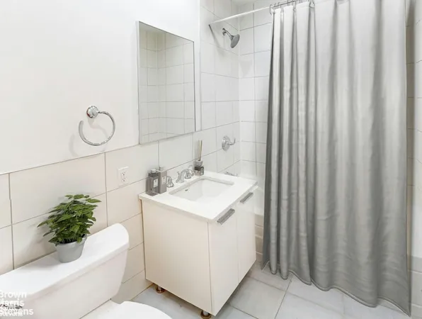 $625,000 | 317 East 111th Street, Unit 3C | East Harlem