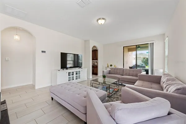 $2,950 | 16743 Herongate Drive, Winter Garden, FL 34787